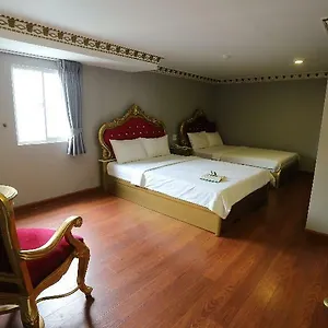 phung-hoang-golden-hotel.hotelsvungtau.com/