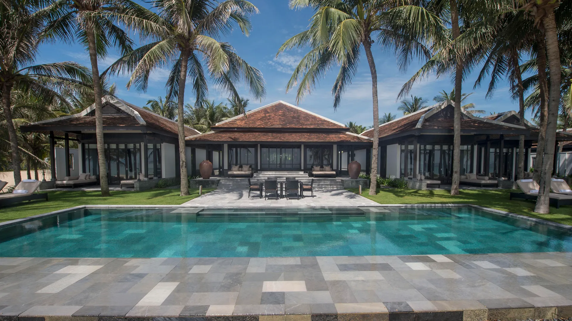 Four Seasons The Nam Hai, Hoi An, Vietnam 5*,  Vietnam